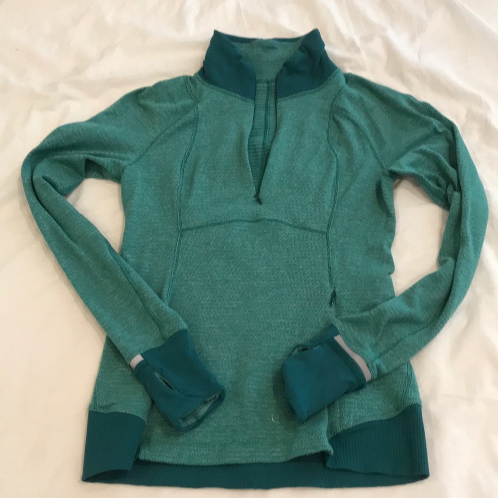 Lululemon 1/2 zip.